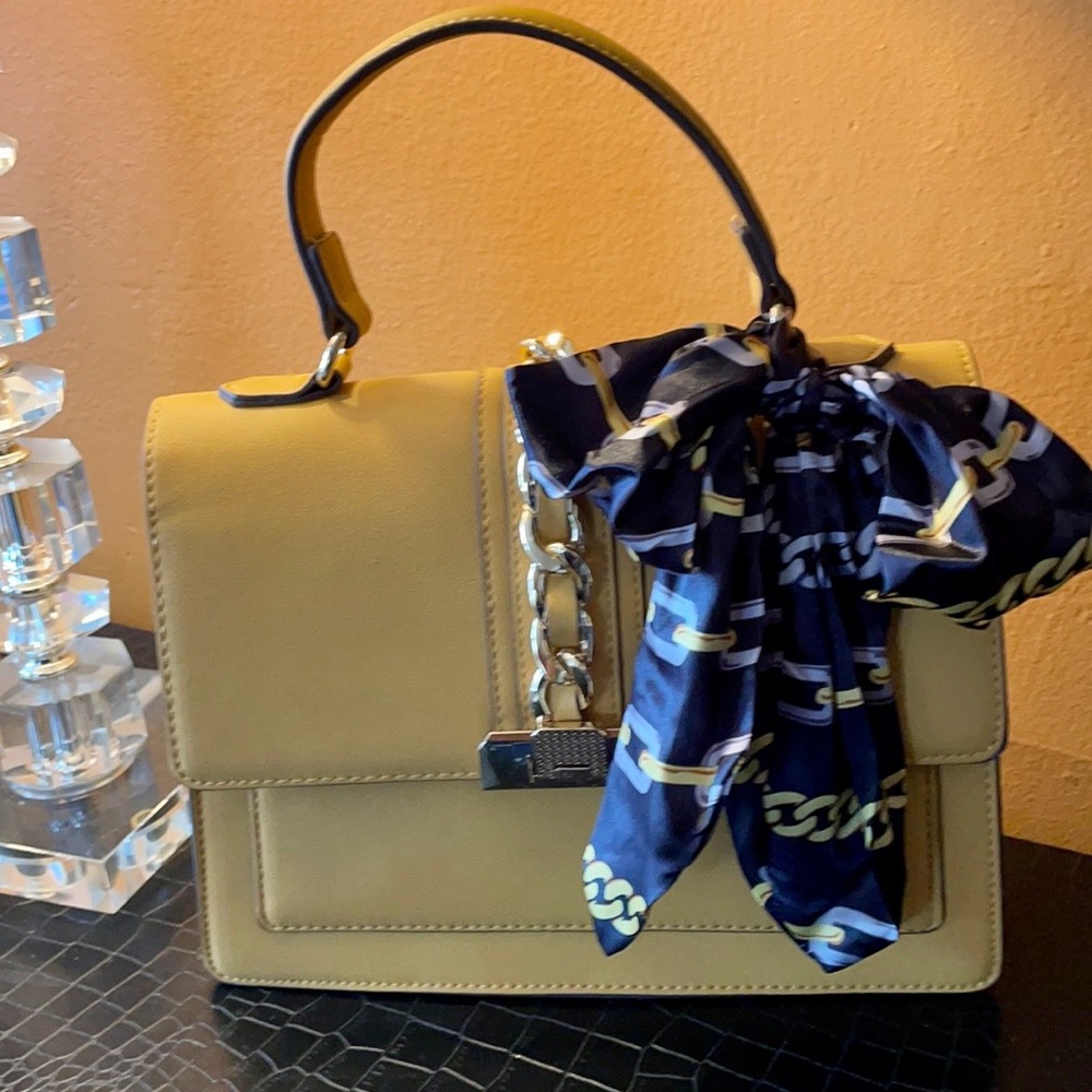 Aldo Purse